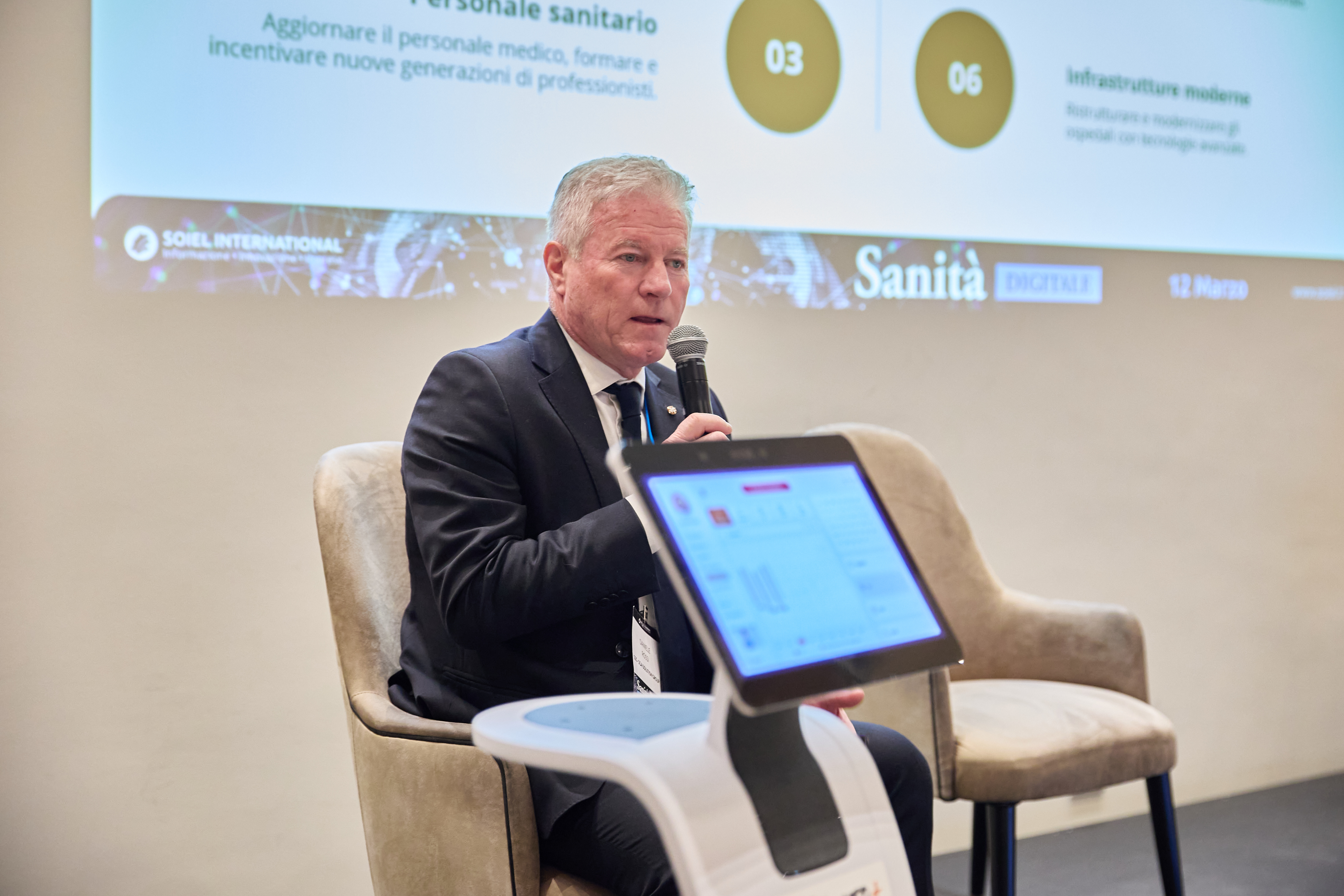 sanità digitale robox med SSG robotica